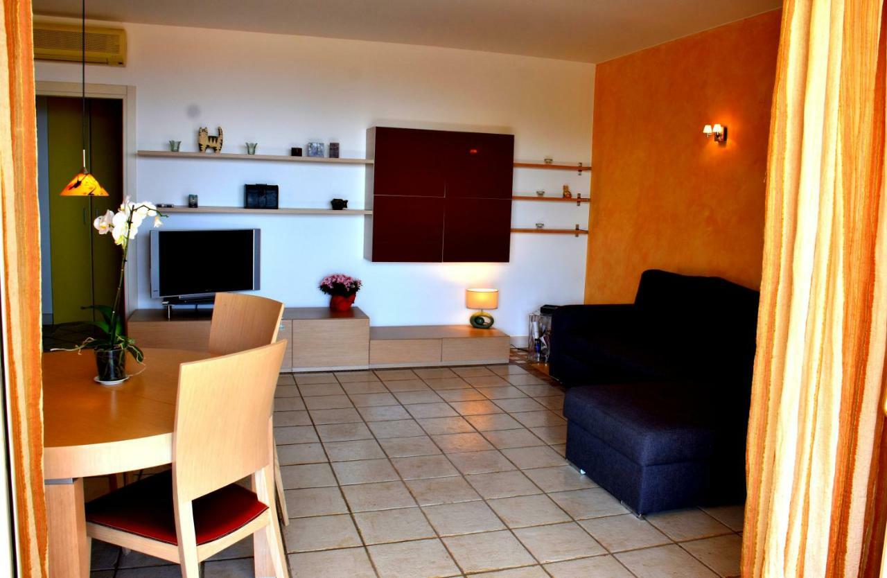 Taormina Sunny Apartment - Taormina Holidays المظهر الخارجي الصورة