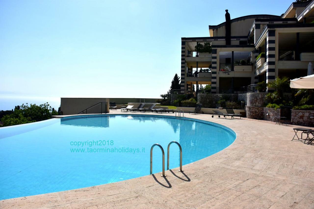 Taormina Sunny Apartment - Taormina Holidays المظهر الخارجي الصورة